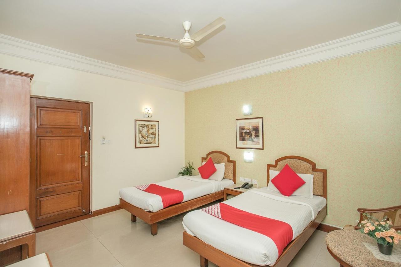 Oyo 579 Hotel Aab 班加罗尔 外观 照片