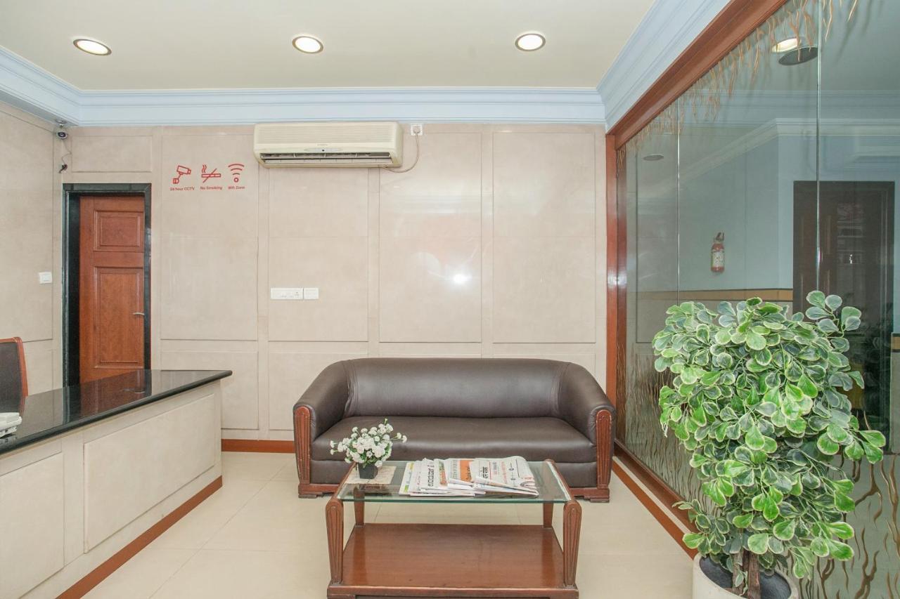 Oyo 579 Hotel Aab 班加罗尔 外观 照片