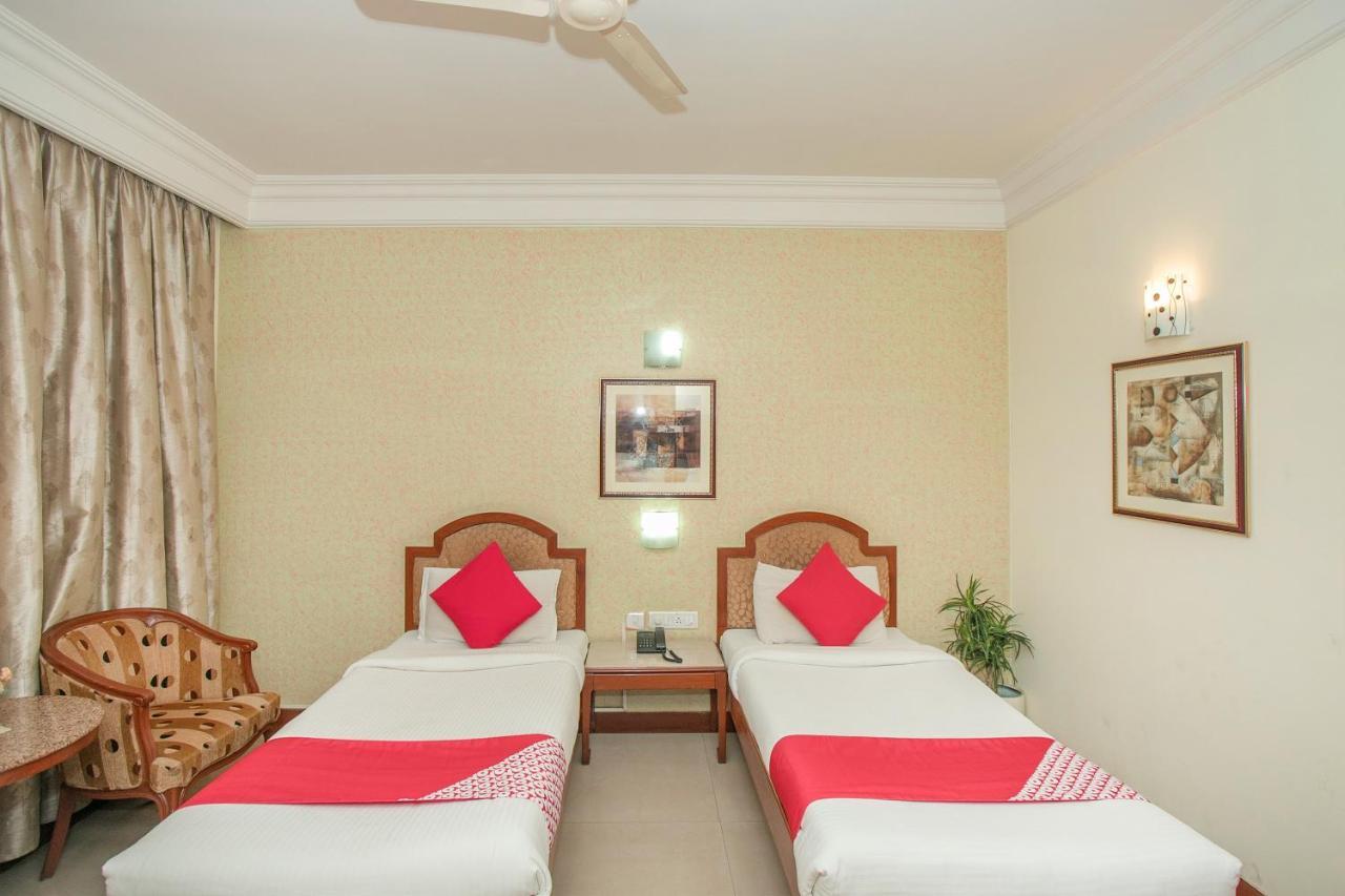 Oyo 579 Hotel Aab 班加罗尔 外观 照片