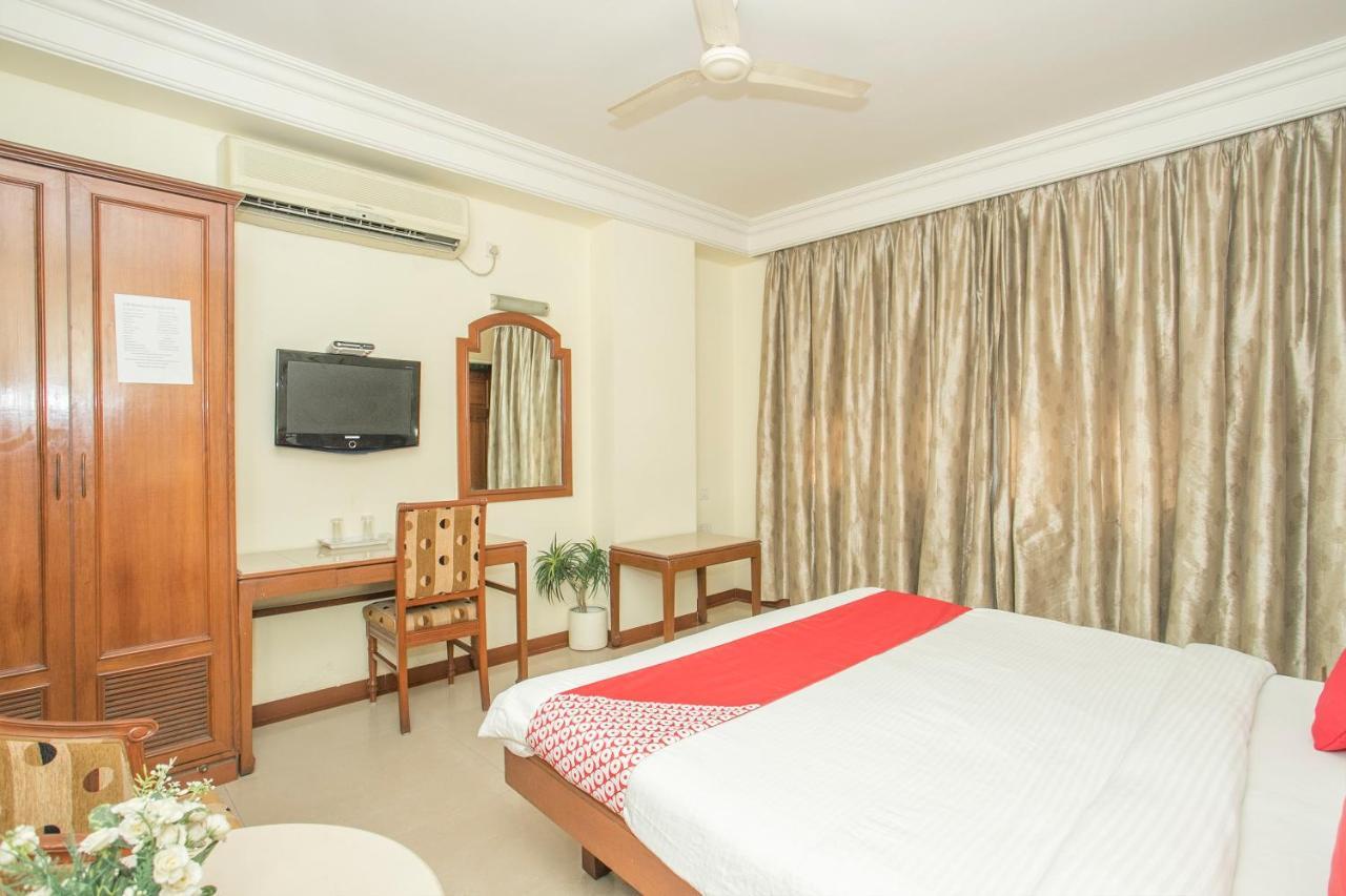 Oyo 579 Hotel Aab 班加罗尔 外观 照片