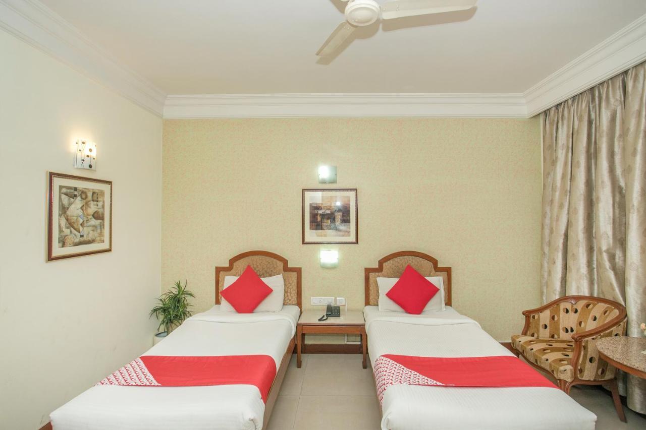 Oyo 579 Hotel Aab 班加罗尔 外观 照片